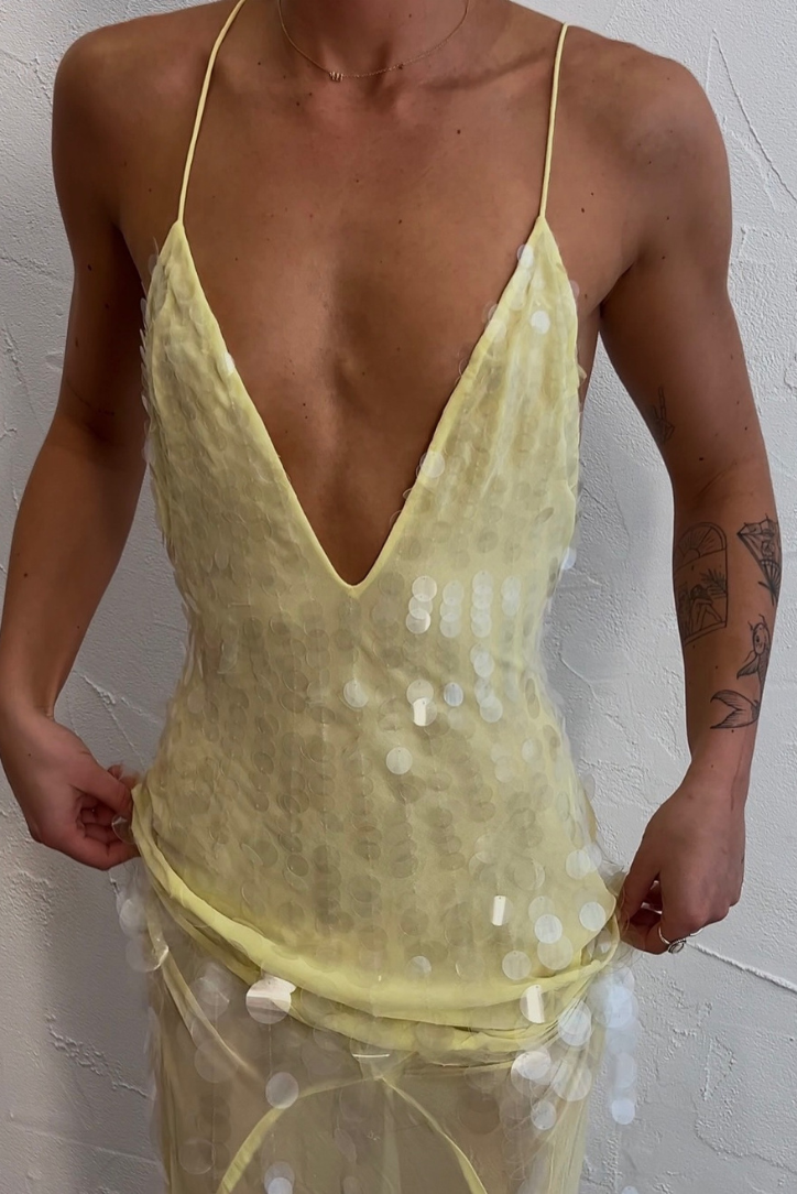 Navela | V-Neck Sleeveless Maxi Dress