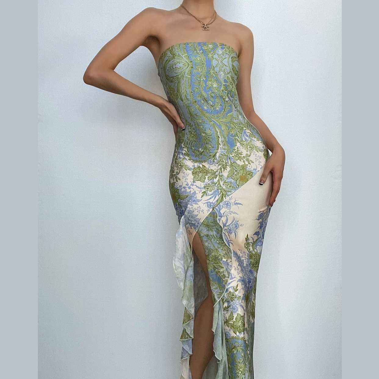 Navela | Flower Print Slit Irregular Contrast Backless Maxi Dress
