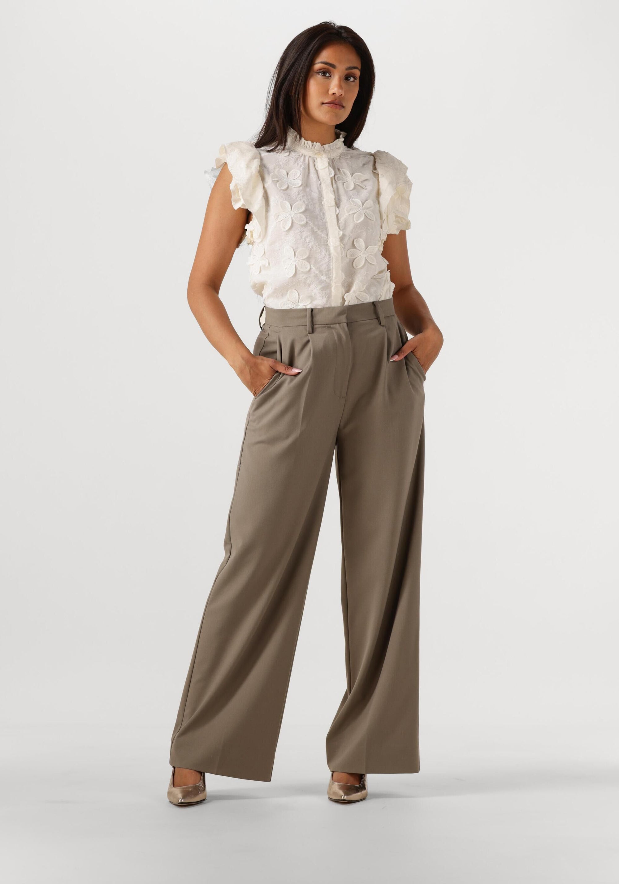Navela | White Flower Blouse Women