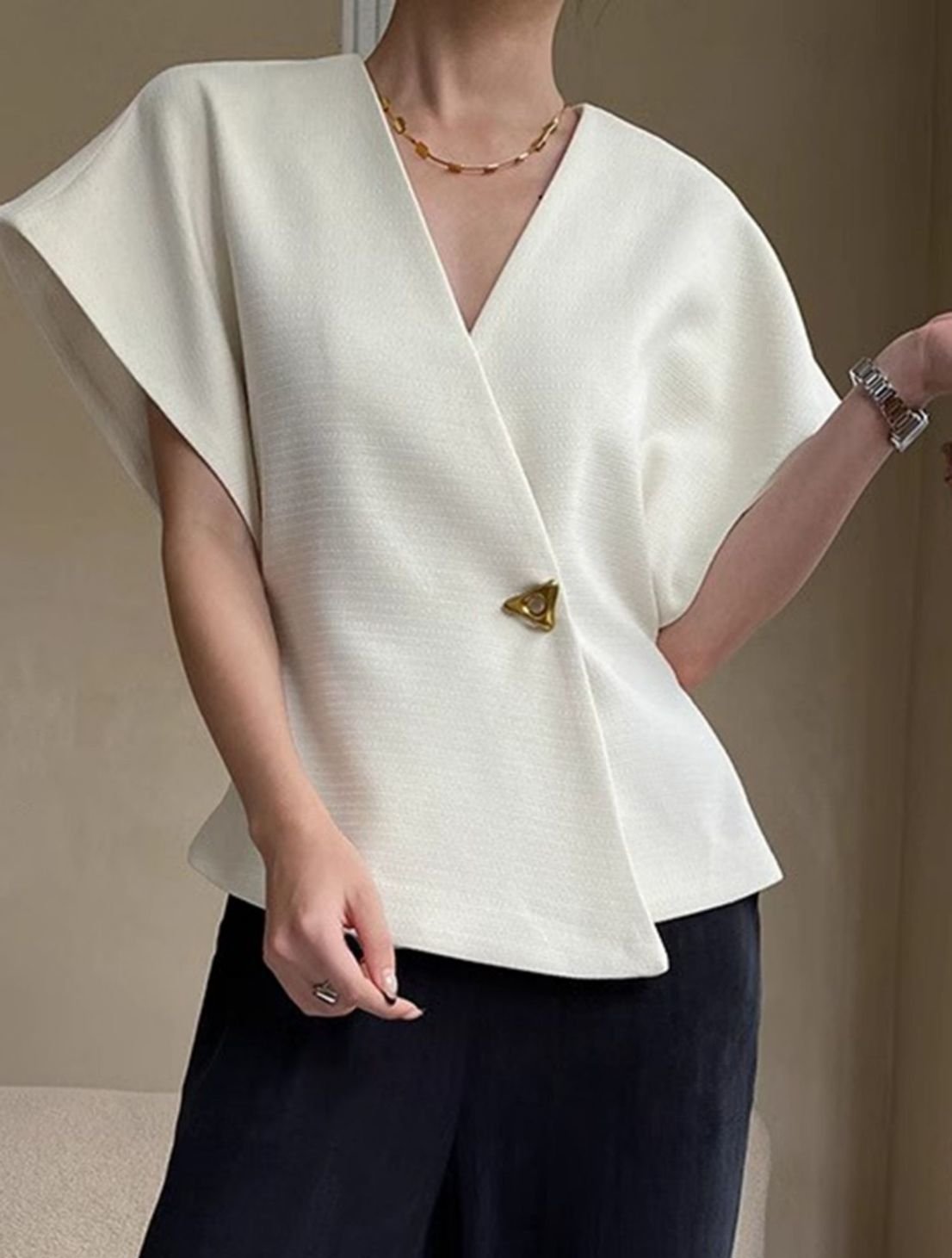 Navela | Elegant Top