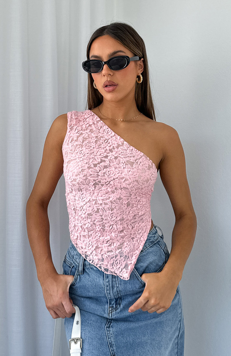 Navela | One Shoulder Lace Top