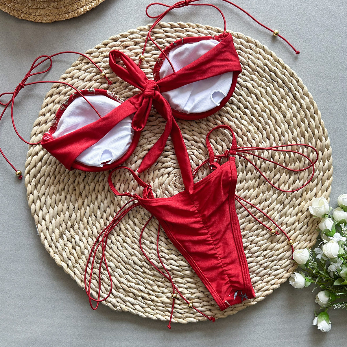 Navela | Embroidery Split Swimsuit