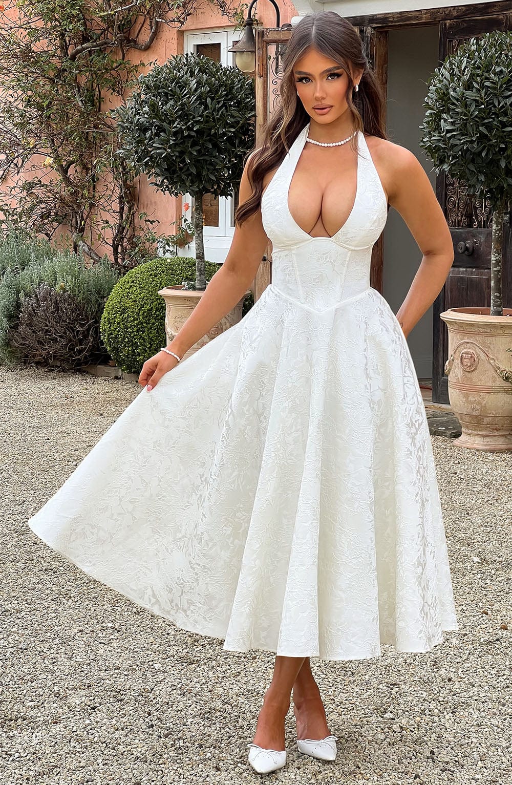Navela | Halter Sleeveless Midi Dress